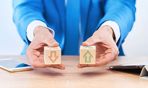 Publishing false statement to affect market price